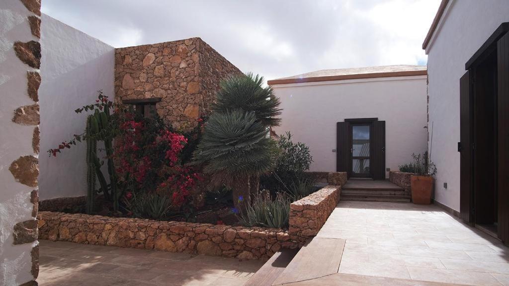 Pueblo Canario Aparthotel Los Estancos Exterior photo