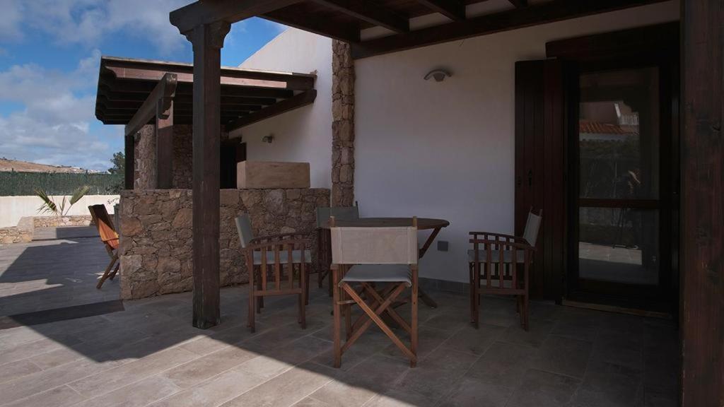 Pueblo Canario Aparthotel Los Estancos Exterior photo